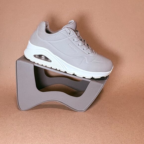 Skechers UNO Stand on Air – Women’s US 6 - Picture 2 of 4